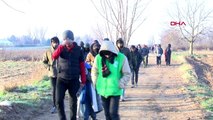 EDİRNE Yunanistan sınırındaki göçmenlere yardım yağdı