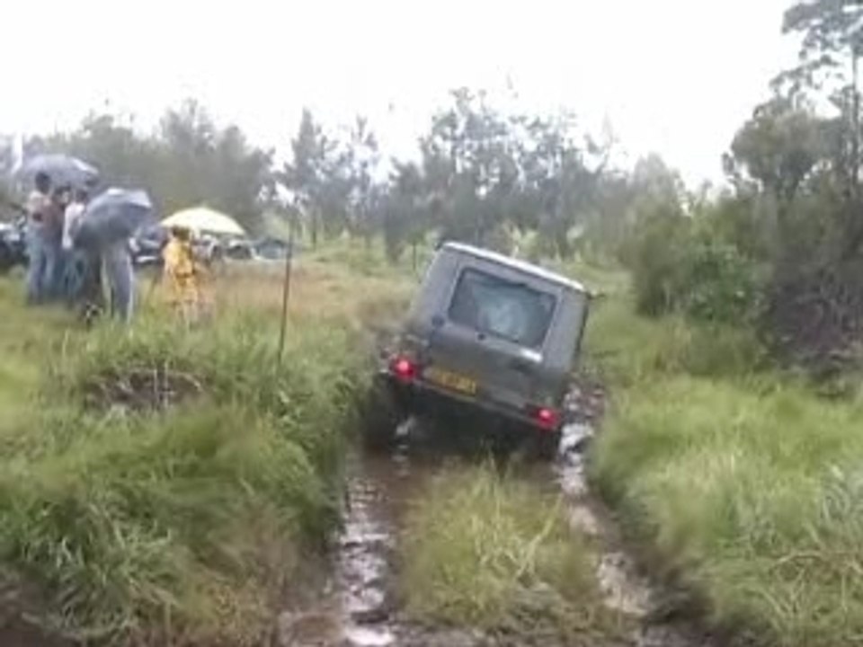 Encore des 4x4 a la réunion