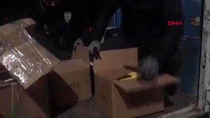 Kargo şirketinde, ıslak havlu kolilerinde 187 kilo eroin ele geçti