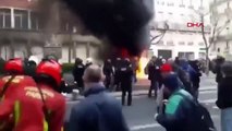Fransa’da Sarı Yelekliler protestoları sürdürüyor