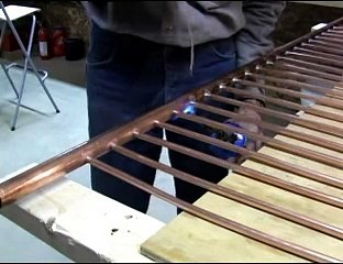 How to Build a Solar Hot Water Heater (Instructional Guide)