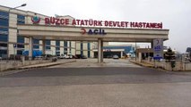 Düzce'de bir baba, koronavirüs şüphesi nedeniyle başka hastaneye sevk edilen kızını kaçırdı