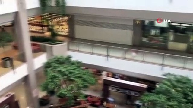 Koronavirüs alışveriş merkezlerini vurdu