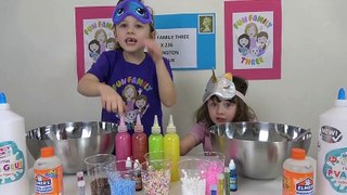 Sophia e  Isabella Fazendo Slime Colorido Disney - Brincadeiras e Diversão