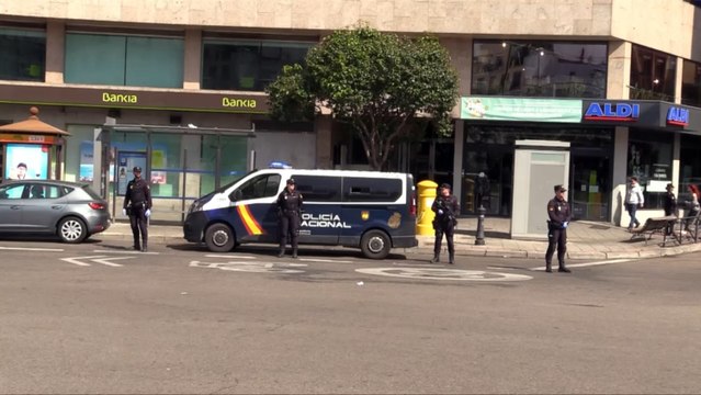 La Policia Nacional patrulla las calles de Madrid
