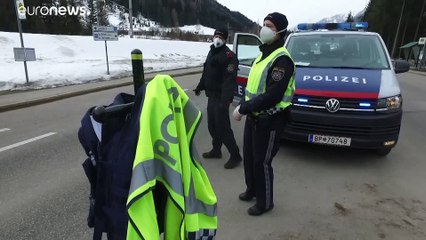 Áustria limita entradas no país e concentrações públicas para combater novo coronavírus