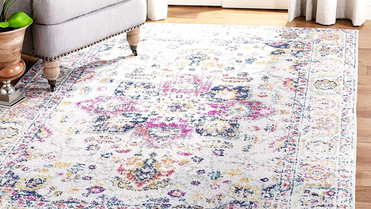 HOME DECORATING IDEAS  - VINTAGE MEDALLION DISTRESSED AREA RUG COLOR OPTIONS