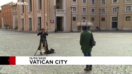 Koronavirüs: Papa Francis boş meydanı kutsadı