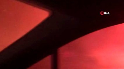 Benzinliğin yanındaki bahçe alev alev yandı.