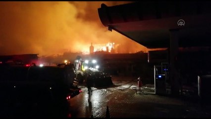 Benzin istasyonunda çıkan yangına itfaiyeden müdahale - BİLECİK