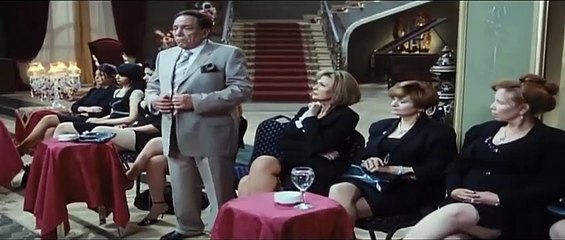 الميت بيرتاح والحي هو اللي بيبقي تعبان- هتموت ضحك مع الزعيم في عزاء كله ستات