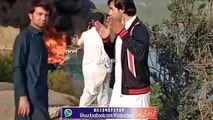 Khanpor Dam ma Kashti ma Achanak Aag Barak Oti, Kashti ma Sawar Afrad ko Bacha Lia Gia.