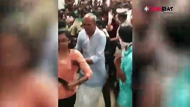 Massive Welcome For Dr. Rajith Kumar at Kochi Airport |_ Filmibeat Malayalam