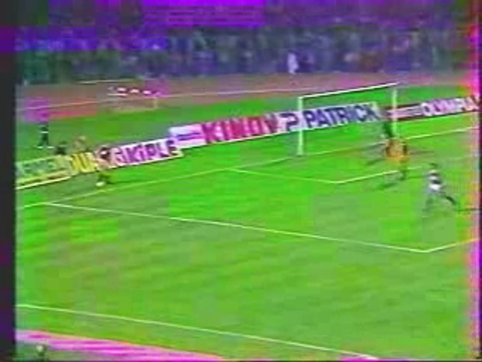 Coupe UEFA 83-84 Laval - Austria Vienne (but de Baumeister)