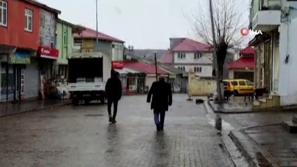 Baharı beklerken, Karlıova’ya  kar geldi