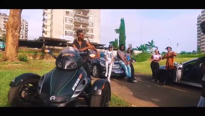 Nour - Met ca a coté (clip officiel)