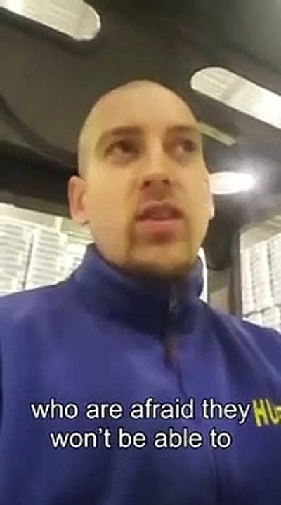 Le sarcasme d'un employé d'un entrepôt de papiers toilette au Pays-Bas