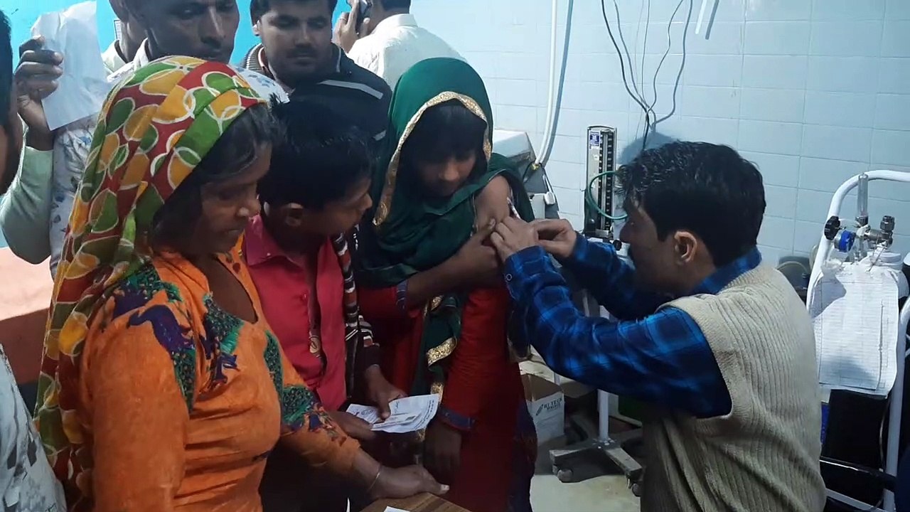 कांधला: सरकारी अस्पताल में कैंप लगाकर लगाए गए रेबीज के इंजेक्शन