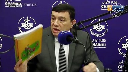 "وزير التربية: "تم إنشاء نموذج للسنة أولى إبتدائي لكتاب مصغر وخفيف الوزن على أن يتم تعميمه مستقبلا