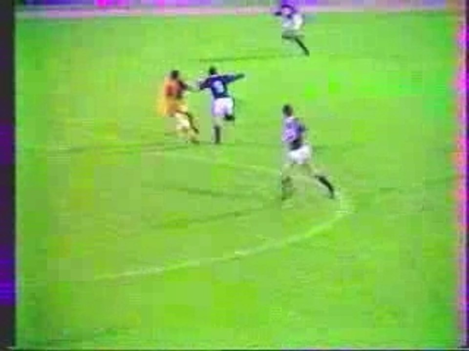 Coupe UEFA 83-84 Laval - Austria Vienne (but de Perard csc)
