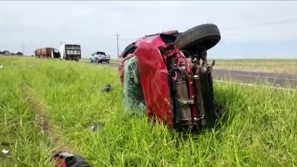 Homem morre ao capotar caminhonete na BR-467