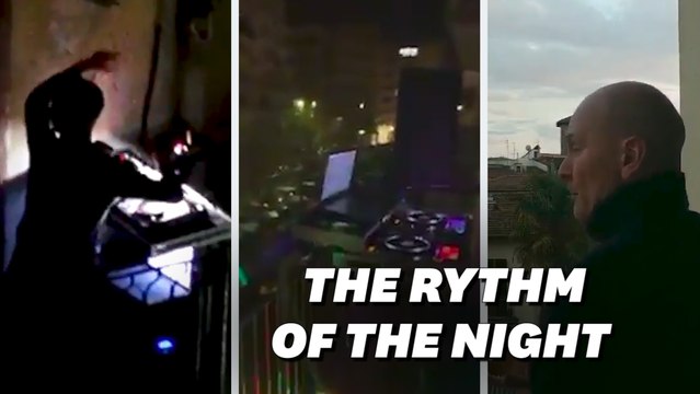 Coronavirus: En Italie, les chants sur les balcons pour survivre au confinement ont pris une autre dimension