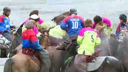 لعبة البوزكاشي بات لها بطولتها الرسمية في افغانستان