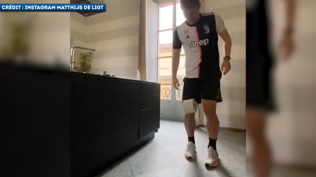 Les footballeurs s’essayent au Stay At Home Challenge