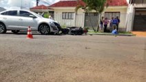 Duas pessoas ficam feridas após colisão no Bairro Country