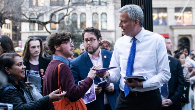 New York City Mayor Bill de Blasio Goes To The Gym Before Non-Essential Businesses Close Down