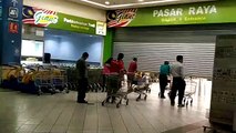 Shoppers throng Giant hypermarket in Shah Alam