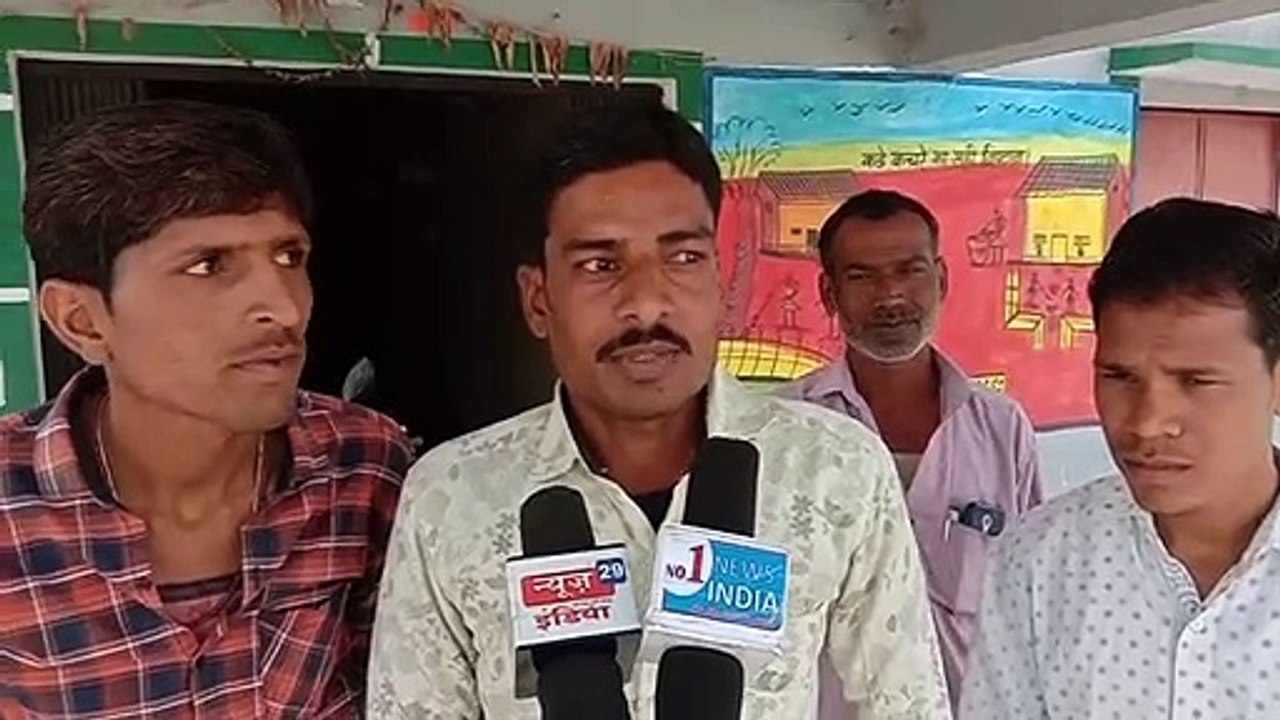 मंदसौर: कोरोना वायरस को लेकर हाथ धुलाई कार्यक्रम में गांववासियों को दी महत्वपूर्ण जानकारी