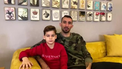 İSTANBUL Ünlü futbolculardan vatandaşlar için 'koronavirüs' mesajı