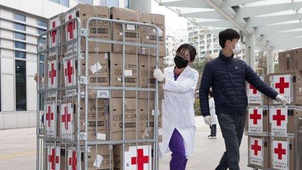 [서울] 서울의료원,中 마윈이 보낸 마스크 만9천여 장 전달받아 / YTN