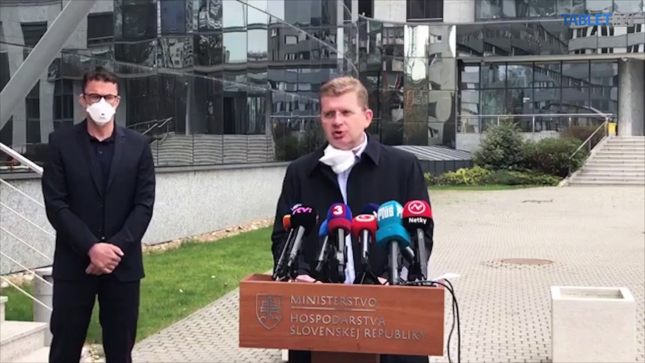 ZÁZNAM: Brífing ministra hospodárstva SR Petra Žigu