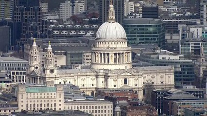 Coronavirus: Aerial pictures show an almost deserted London
