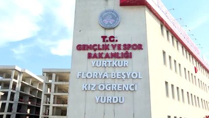 Almanya'dan İstanbul'a getirilen ilk kafile, Florya Kız Yurdu'na yerleştirildi