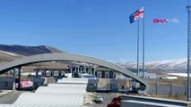 ARDAHAN Aktaş ve Türkgözü Sınır Kapıları yolcu geçişine kapatıldı