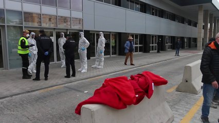 Download Video: La UME desinfecta la Estación Marítima del Puerto de Málaga