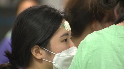 오늘도 환자 곁에 있는 의료진..."엄마가 사랑한다" / YTN