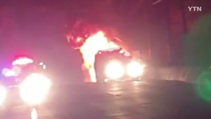 충남 청양군에서 시외버스 불...3명 대피 / YTN