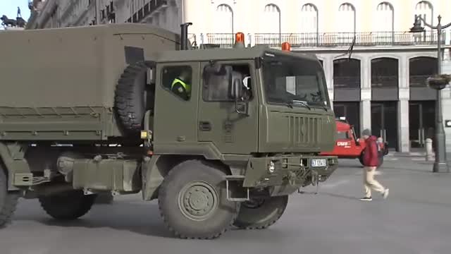 El Ejército se despliega en la Puerta del Sol de Madrid
