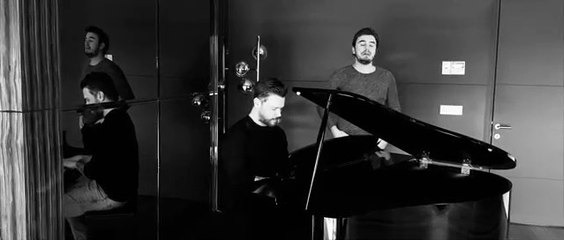 Mustafa Ceceli feat. Sinan Akçıl - Eve Giremiyorum