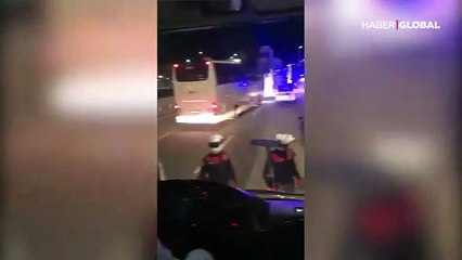 Soylu ve  Gül, yurt dışından gelen yolcunun otobüsten indirilmesiyle ilgili açıklama yaptı