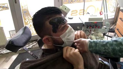 Bu kuaförde maskesiz tıraş olmak yasak