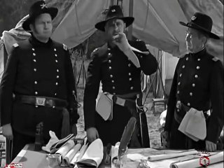 Classic TV Shows- The Three Stooges - "Uncivil Warriors" (1935)