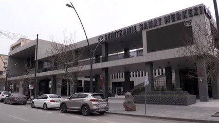 Hasan amca müzik tutkusuyla genç kalıyor