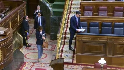 Insólita imagen del Congreso semivacío durante la intervención de Sánchez