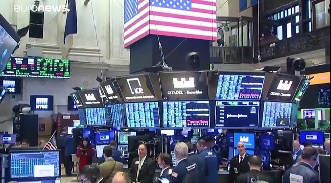 Covid-19 : Trump prévoit un plan de relance à 1000 milliards de dollars