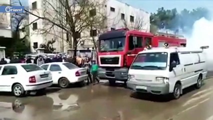 حكومة الأسد تقوم برش مبيد حشري في الشوارع للقضاء على فيروس "كورونا"